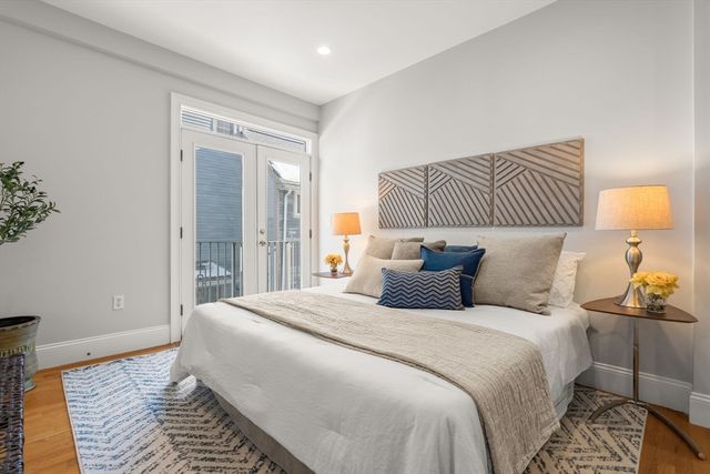 32 Stedman 32, Boston, MA 02130