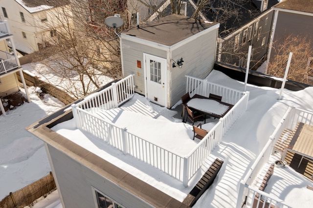 32 Stedman 32, Boston, MA 02130