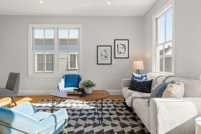 32 Stedman 32, Boston, MA 02130