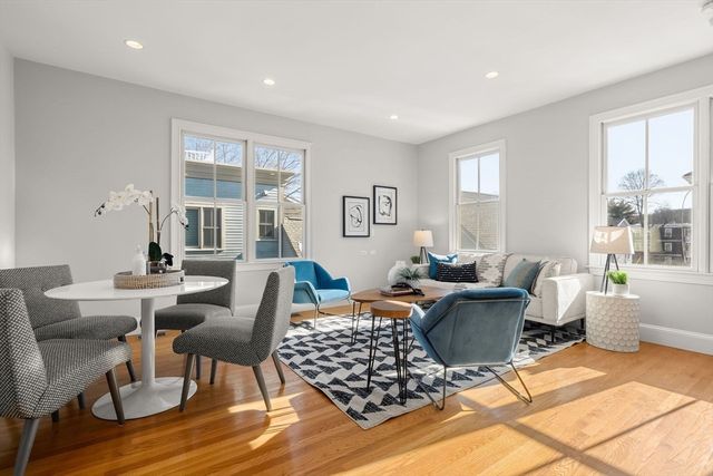 32 Stedman 32, Boston, MA 02130