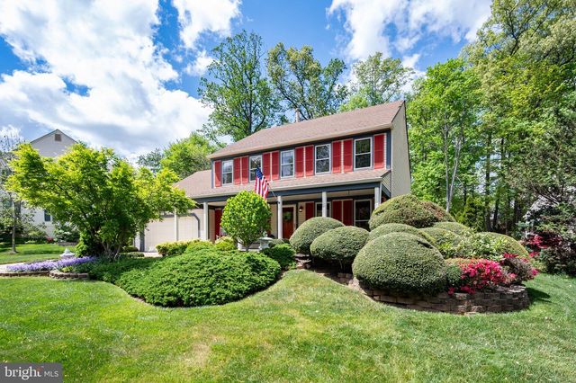 6830 BLUECURL CIR, Springfield, VA 22152
