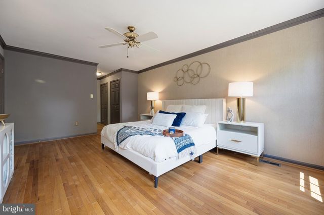 6830 BLUECURL CIR, Springfield, VA 22152