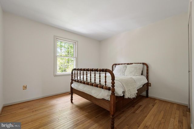 6830 BLUECURL CIR, Springfield, VA 22152
