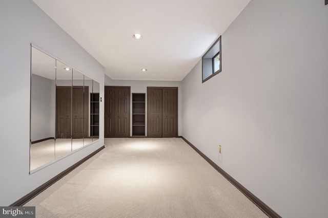 6830 BLUECURL CIR, Springfield, VA 22152
