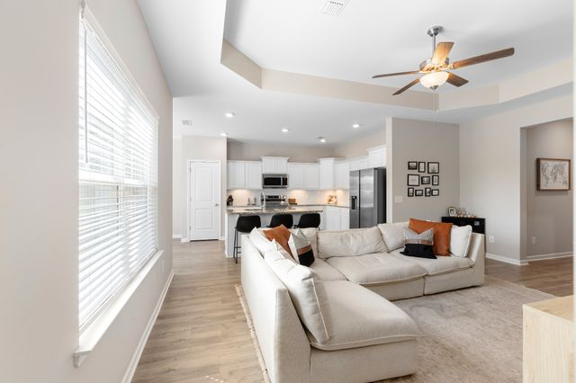 284 Thorpe Dr, Spring Hill, TN 37174