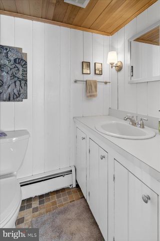 209 HARBOR WOODSVILLE, Hopewell, NJ 08530