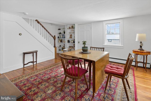 209 HARBOR WOODSVILLE, Hopewell, NJ 08530