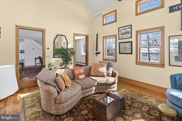 209 HARBOR WOODSVILLE, Hopewell, NJ 08530