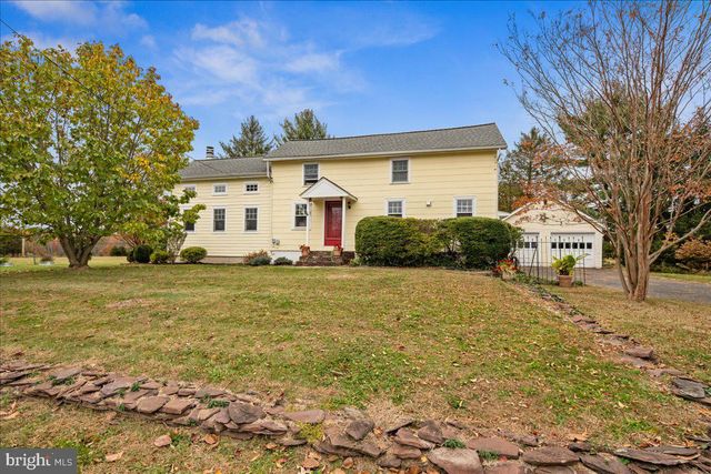 209 HARBOR WOODSVILLE, Hopewell, NJ 08530