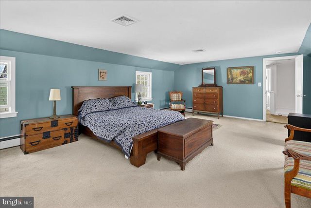 209 HARBOR WOODSVILLE, Hopewell, NJ 08530