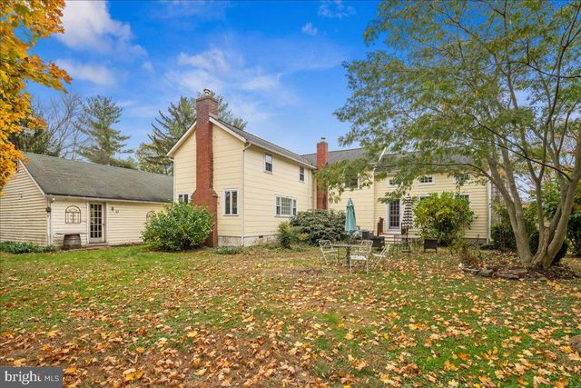209 HARBOR WOODSVILLE, Hopewell, NJ 08530