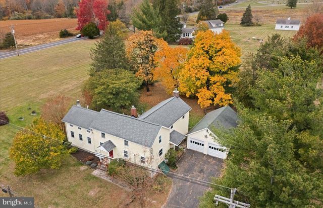 209 HARBOR WOODSVILLE, Hopewell, NJ 08530