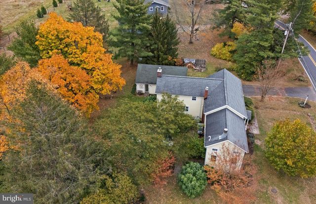 209 HARBOR WOODSVILLE, Hopewell, NJ 08530