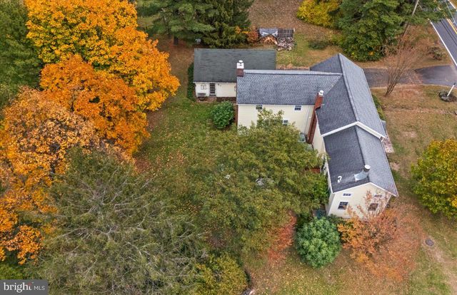 209 HARBOR WOODSVILLE, Hopewell, NJ 08530