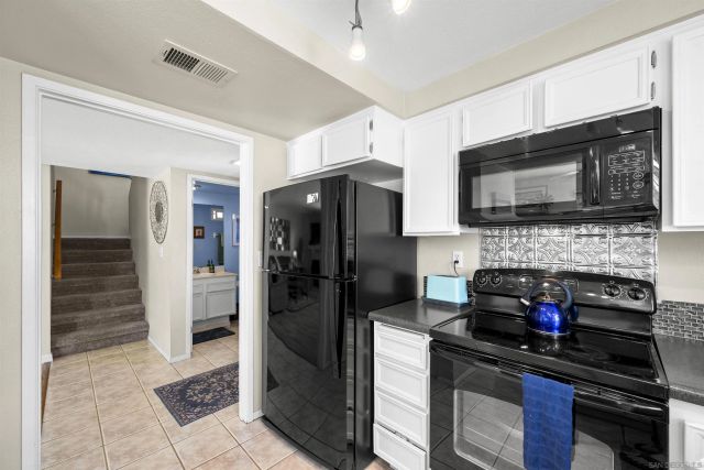 1311 Hawk Lane, El Cajon, CA 92020