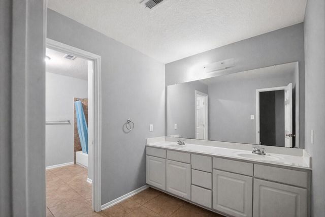 7902 Sesame Street, Baytown, TX 77521