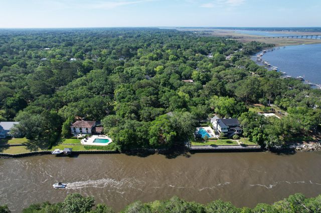 2180 Wappoo Hall Road, Charleston, SC 29412