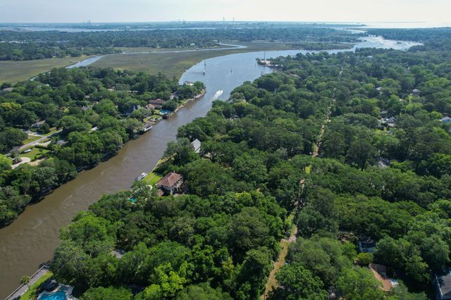 2180 Wappoo Hall Road, Charleston, SC 29412