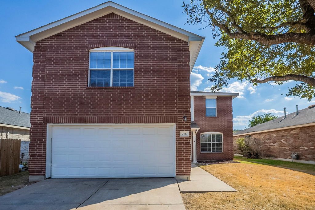 206 Pheasant TRL, Bastrop, TX 78602