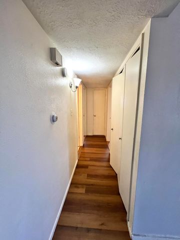 12200 Candelaria Road NE, Albuquerque, NM 87112