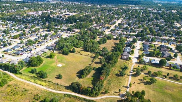 1108 N 31st Street, Rogers, AR 72756