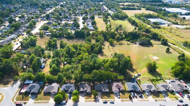 1108 N 31st Street, Rogers, AR 72756