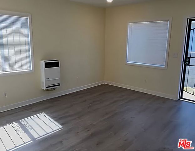 125 E 104th Street, Los Angeles, CA 90003