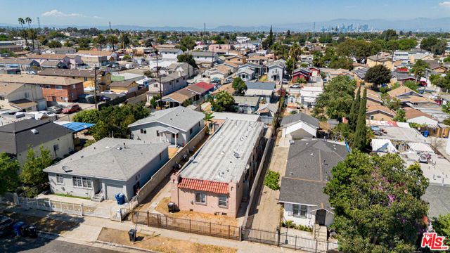 125 E 104th Street, Los Angeles, CA 90003