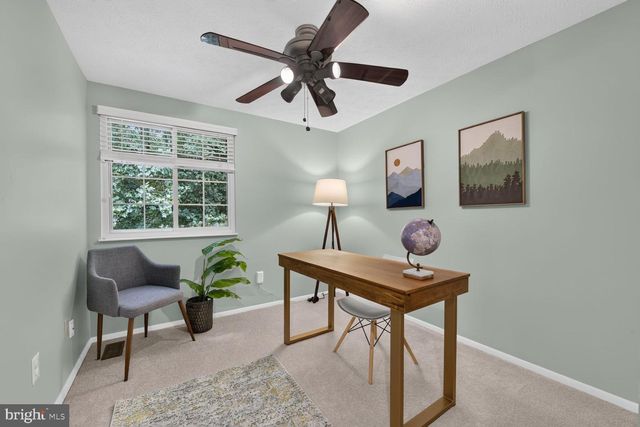 10902 HARPERS SQUARE CT, Reston, VA 20191