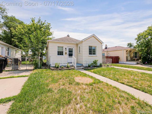 3855 18th Street, Wyandotte, MI 48192