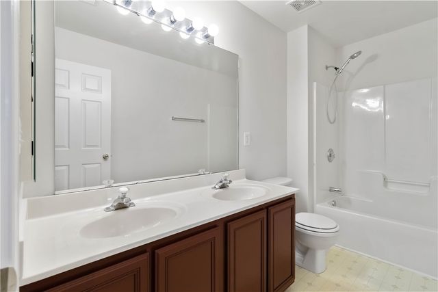 215 Ridge Bay Court, Greenville, SC 29611