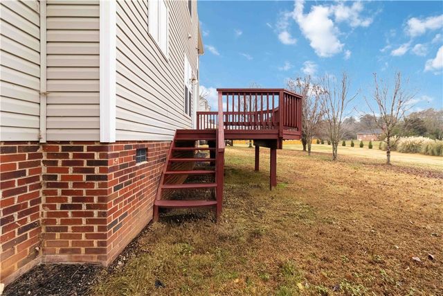 215 Ridge Bay Court, Greenville, SC 29611