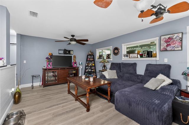 117 BEDFORD DRIVE NE, Port Charlotte, FL 33952