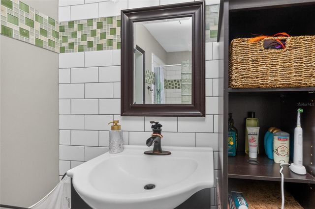 117 BEDFORD DRIVE NE, Port Charlotte, FL 33952