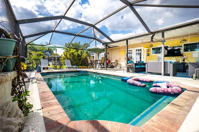 117 BEDFORD DRIVE NE, Port Charlotte, FL 33952