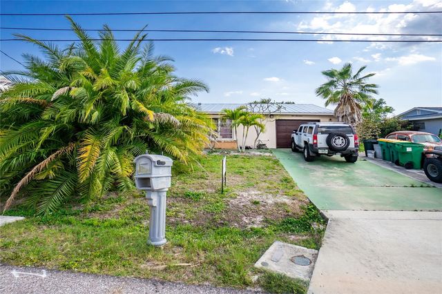 117 BEDFORD DRIVE NE, Port Charlotte, FL 33952