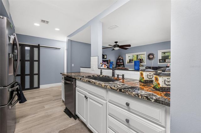 117 BEDFORD DRIVE NE, Port Charlotte, FL 33952