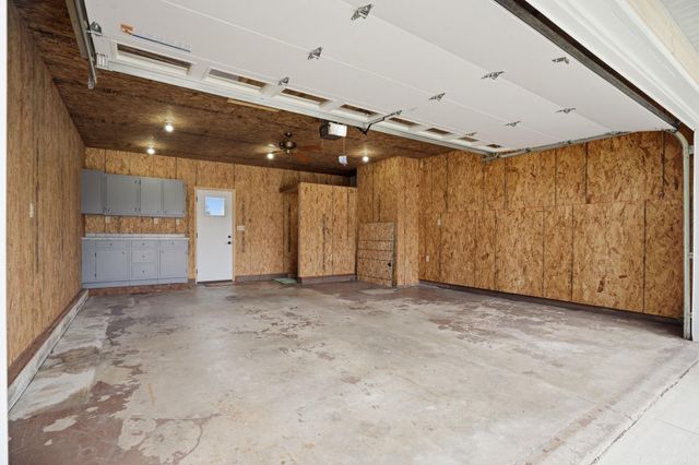 1 S Western Avenue, New Hampton, IA 50659