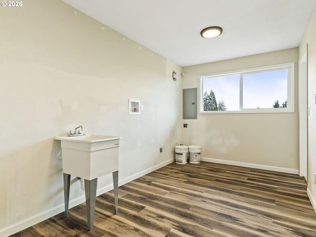 2615 E MCLOUGHLIN Blvd, Vancouver, WA 98661