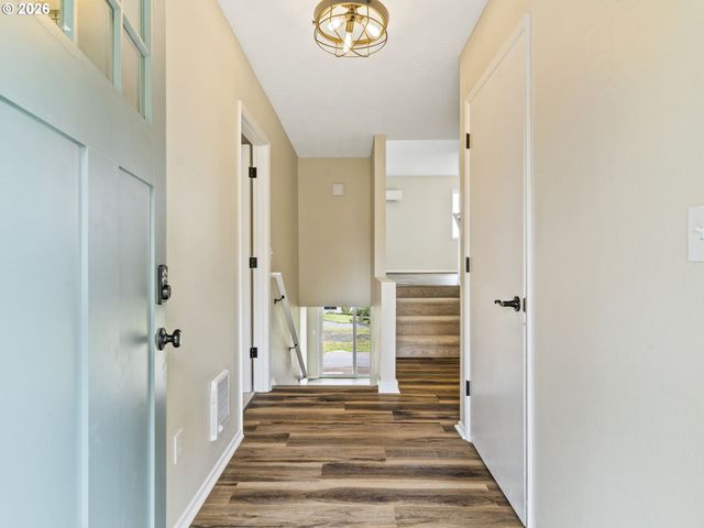 2615 E MCLOUGHLIN Blvd, Vancouver, WA 98661