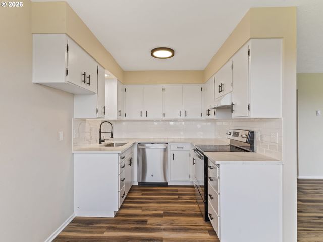 2615 E MCLOUGHLIN Blvd, Vancouver, WA 98661