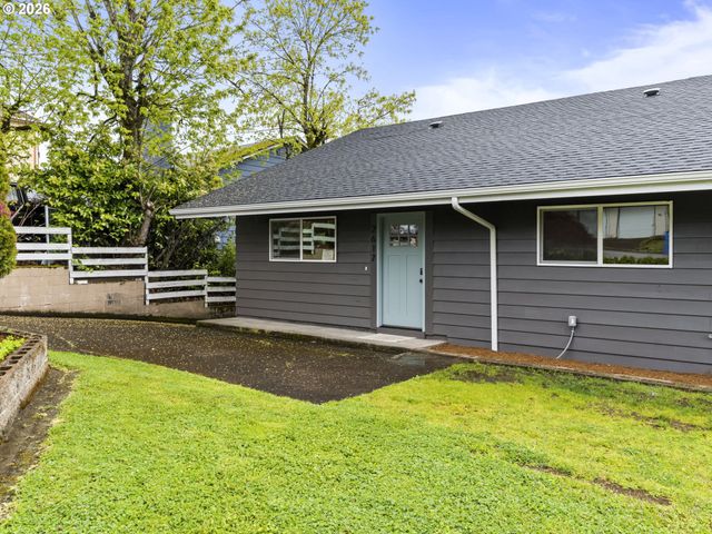 2615 E MCLOUGHLIN Blvd, Vancouver, WA 98661