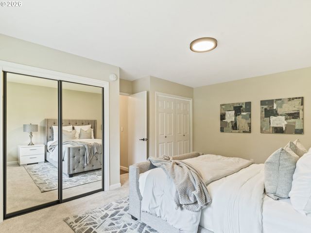 2615 E MCLOUGHLIN Blvd, Vancouver, WA 98661