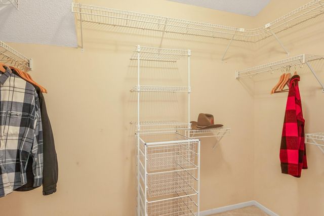 8810 Pointe Vista Drive, Victoria, MN 55386