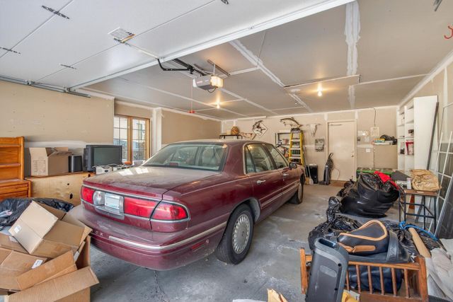 8810 Pointe Vista Drive, Victoria, MN 55386