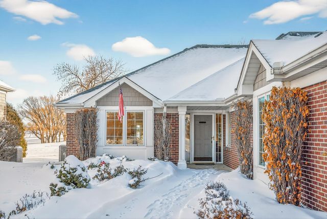 8810 Pointe Vista Drive, Victoria, MN 55386