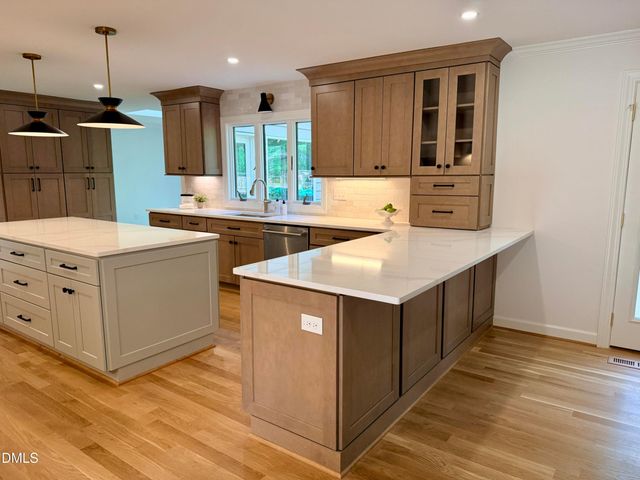 1023 Cleland Drive, Chapel Hill, NC 27517