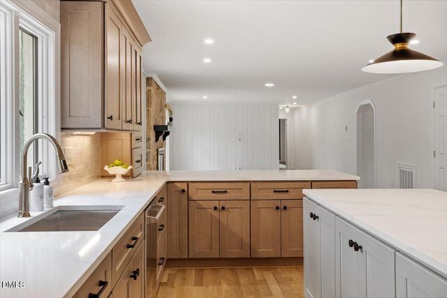 1023 Cleland Drive, Chapel Hill, NC 27517