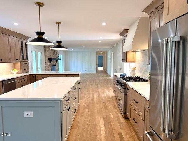 1023 Cleland Drive, Chapel Hill, NC 27517