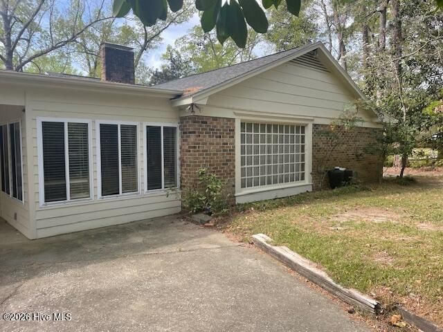 403 Woodland Drive, Elizabethtown, NC 28337